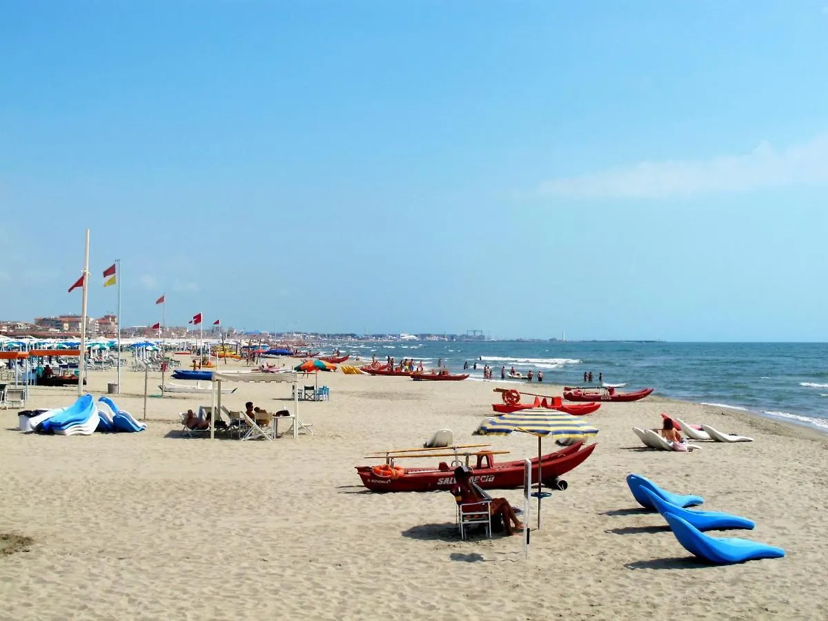 Apartment Sea House By Interhome Lido di Camaiore