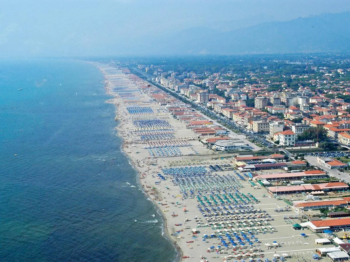 Apartment Sea House By Interhome Lido di Camaiore