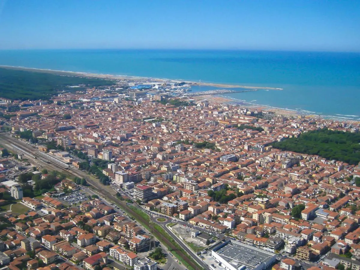 Apartment Sea House By Interhome Lido di Camaiore