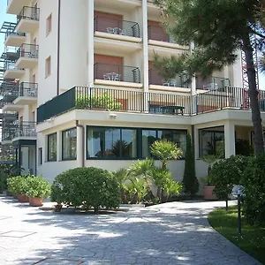 Paris Hotel