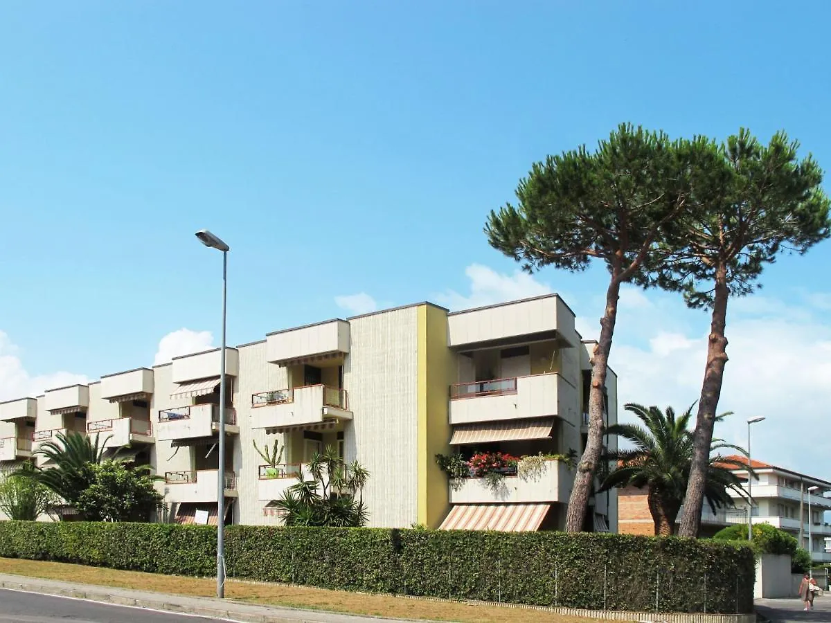 Apartment Sea House By Interhome Lido di Camaiore